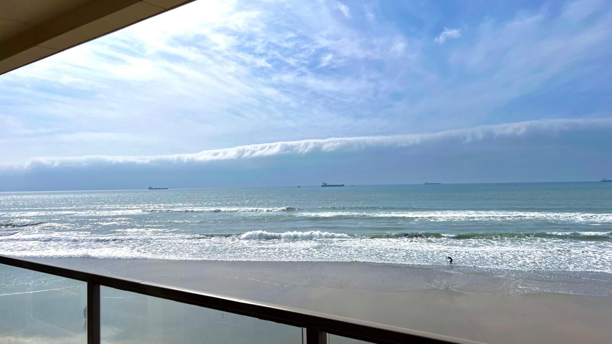 Beautiful Beach Front Condo Near Downtown Rosarito Exterior photo