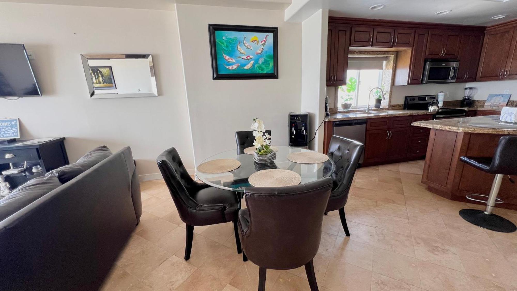 Beautiful Beach Front Condo Near Downtown Rosarito Exterior photo