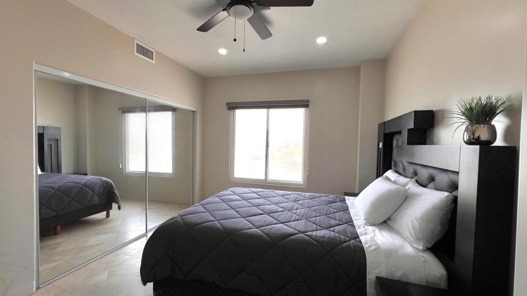 Beautiful Beach Front Condo Near Downtown Rosarito Exterior photo
