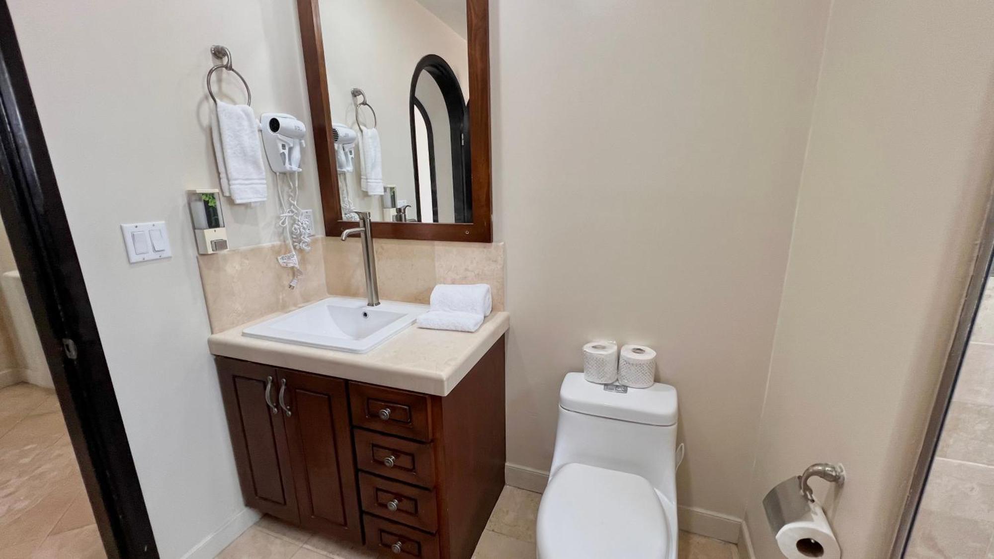 Beautiful Beach Front Condo Near Downtown Rosarito Exterior photo