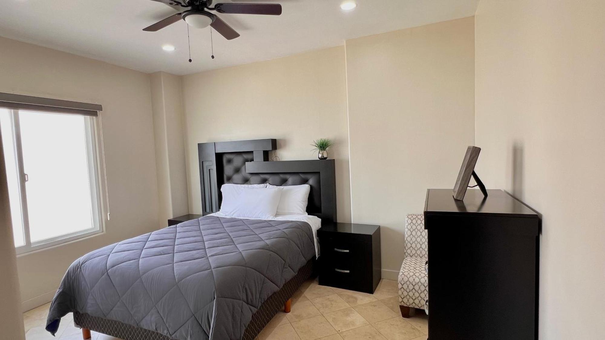 Beautiful Beach Front Condo Near Downtown Rosarito Exterior photo